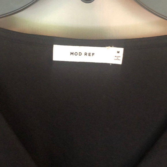 Mod Ref Cropped Blouse - Picture 3 of 4